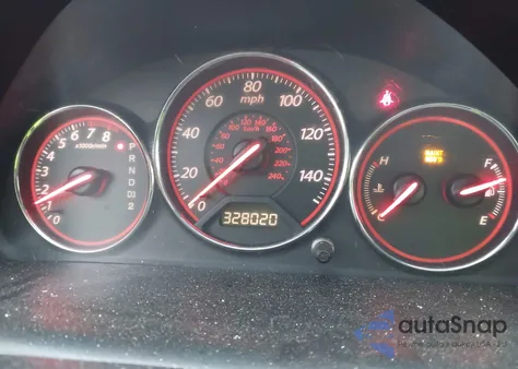 2005 Honda Civic Lx z USA, uszkodzony, nr VIN 1HGEM22525L057953